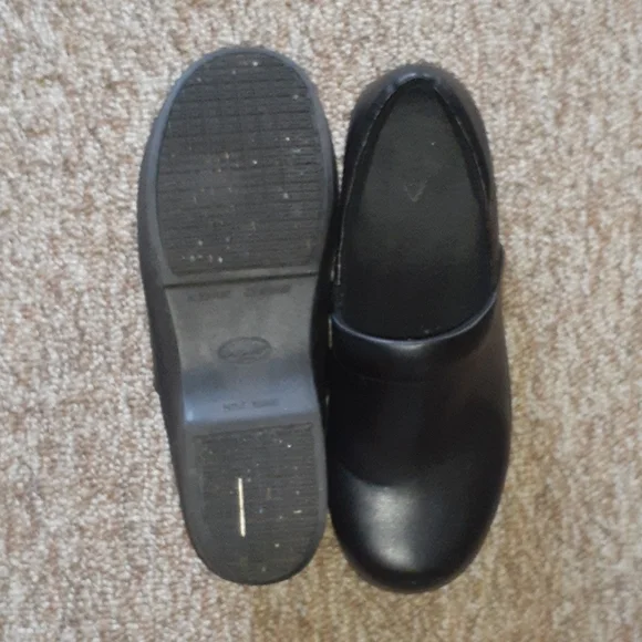 Dr.Scholl's slip resistant clogs SIZE 10 - Picture 3 of 8